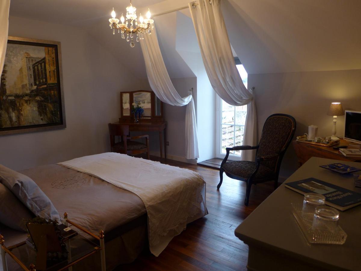 Le Piano Hotel Biesles ภายนอก รูปภาพ