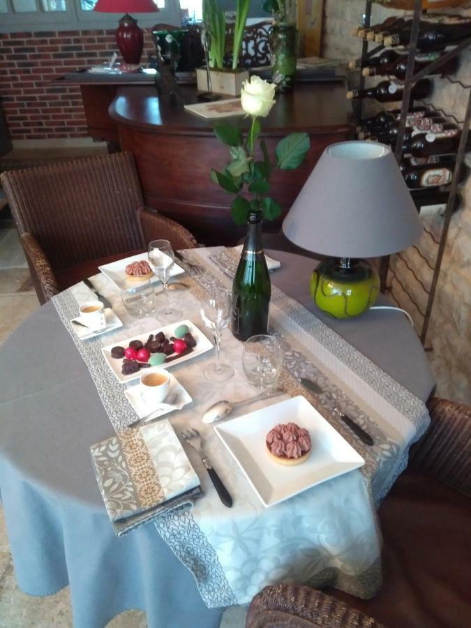 Le Piano Hotel Biesles ภายนอก รูปภาพ